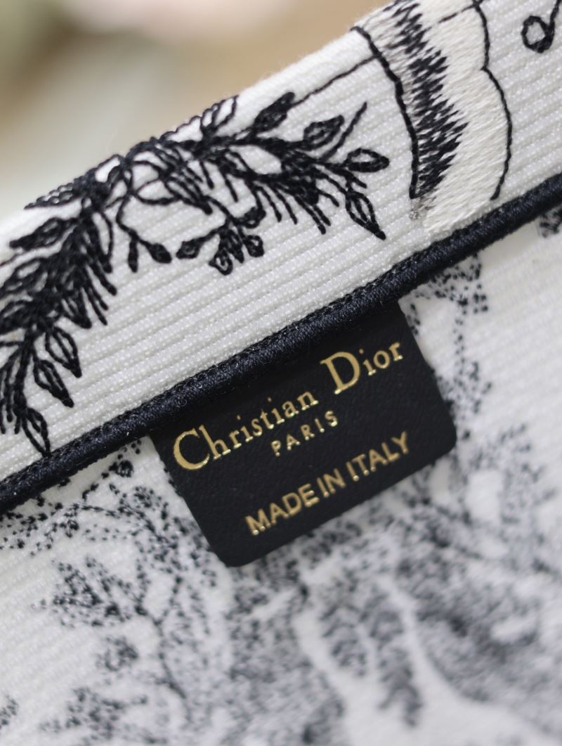 Christian Dior Shopping Bags